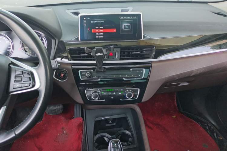 Used BMW X1 2020 sDrive20Li Fashion Model Audio And AC Panel
