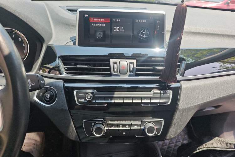 Used BMW X1 2020 sDrive20Li Fashion Model Audio And AC Panel