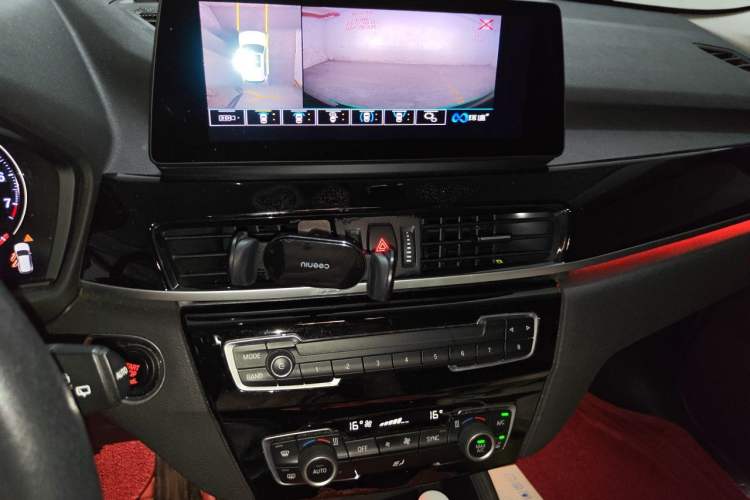 Used BMW X1 2020 sDrive25Li Leading Model Audio And AC Panel