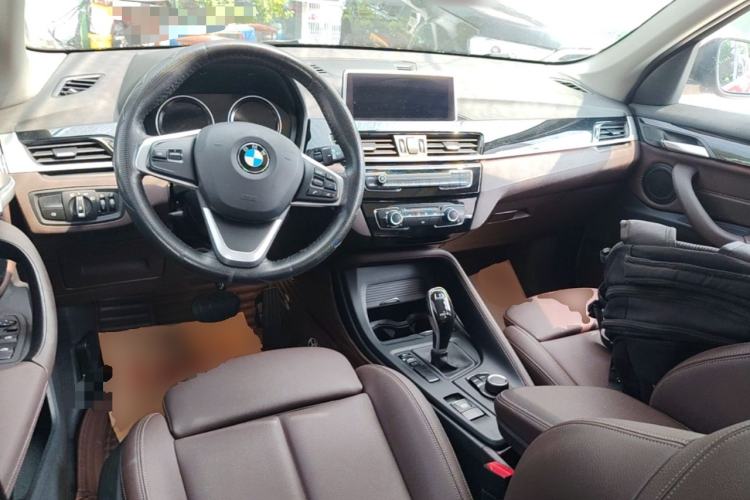 Used BMW X1 2020 sDrive20Li Fashion Model Center Console