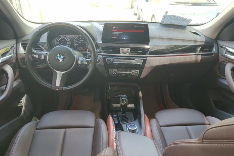 Used BMW X1 2020 sDrive20Li Premium Edition Center Console