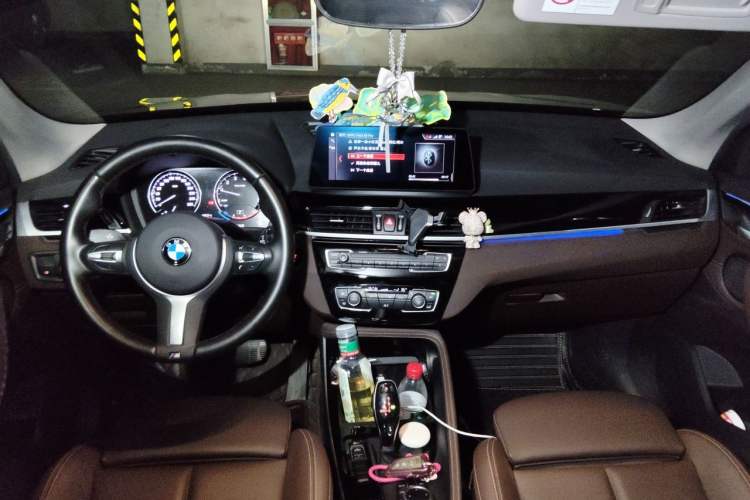 Used BMW X1 2020 sDrive20Li Premium Edition Center Console