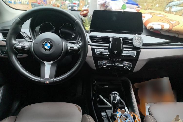 Used BMW X1 2020 sDrive20Li Fashion Model Center Console