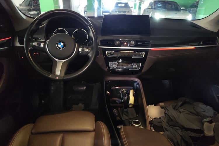 Used BMW X1 2020 xDrive25Li Luxury Edition Center Console
