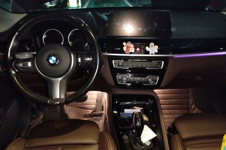 Used BMW X1 2020 sDrive20Li Premium Edition Center Console