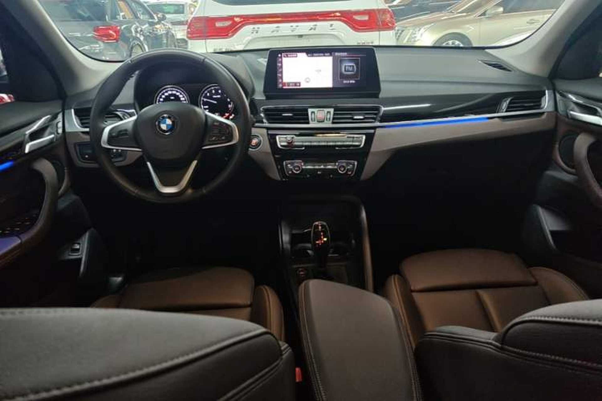 Used BMW X1 2020 sDrive25Li Leading Model Center Console