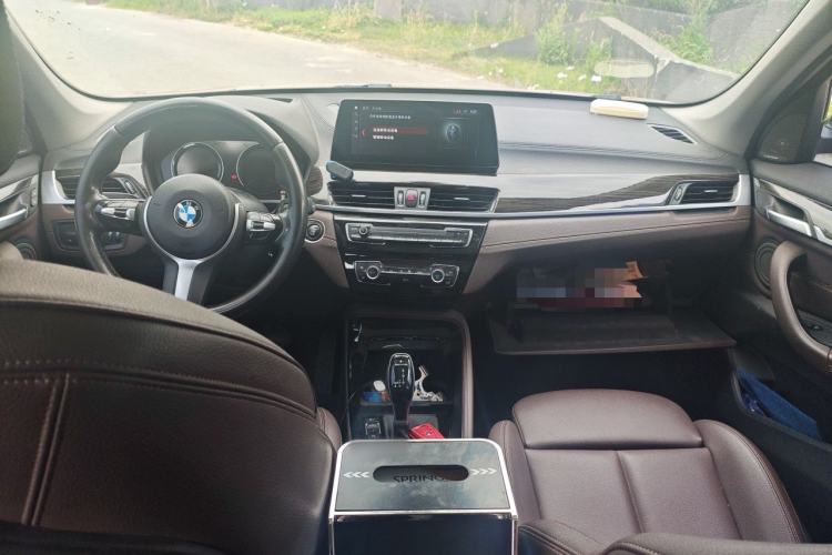 Used BMW X1 2020 xDrive25Li Luxury Edition Center Console