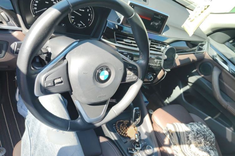 Used BMW X1 2020 sDrive20Li Fashion Model Center Console