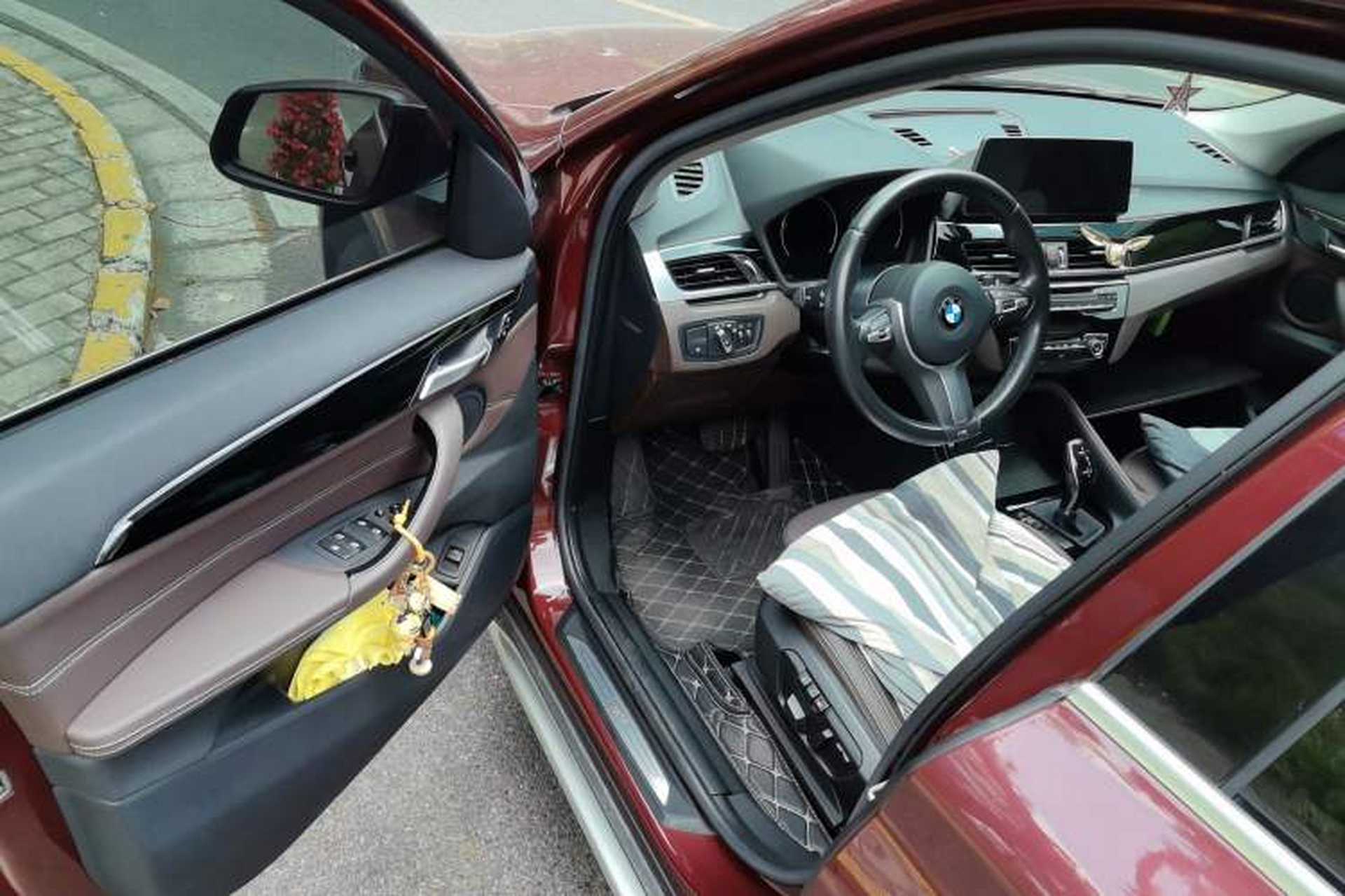 Used BMW X1 2020 sDrive20Li Premium Edition Driver Seat