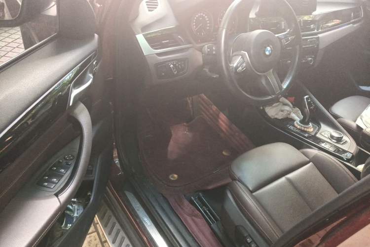 Used BMW X1 2020 sDrive20Li Premium Edition Driver Seat