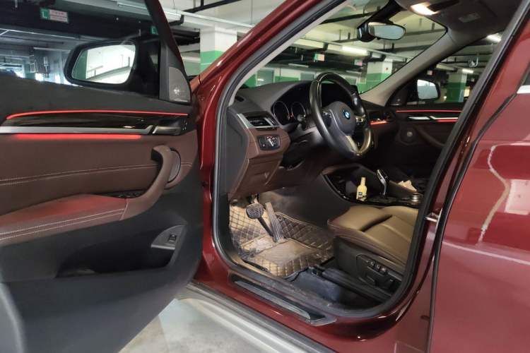Used BMW X1 2020 xDrive25Li Luxury Edition Driver Seat