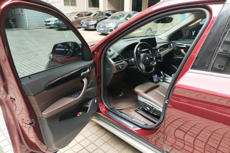Used BMW X1 2020 sDrive20Li Premium Edition Driver Seat