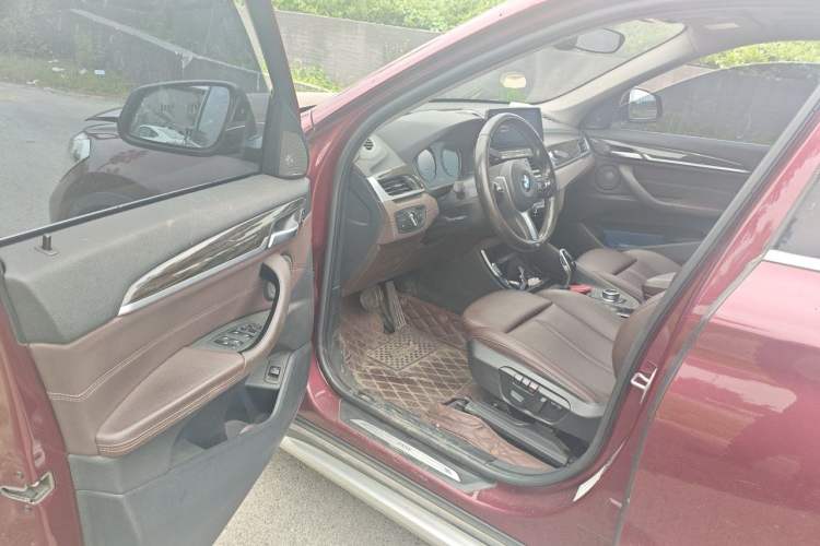 Used BMW X1 2020 xDrive25Li Luxury Edition Driver Seat