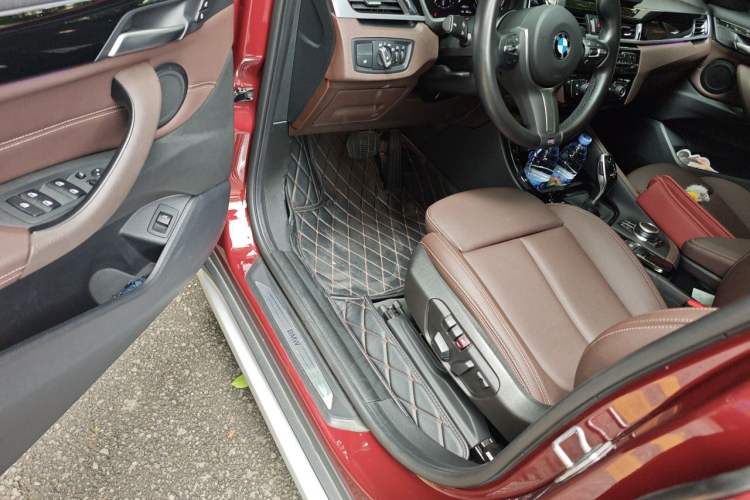 Used BMW X1 2020 sDrive20Li Premium Edition Driver Seat