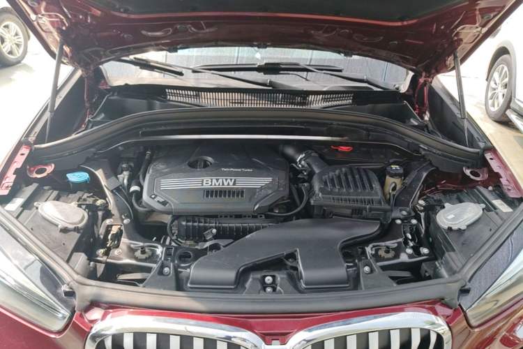Used BMW X1 2020 sDrive20Li Fashion Model Engine Bay