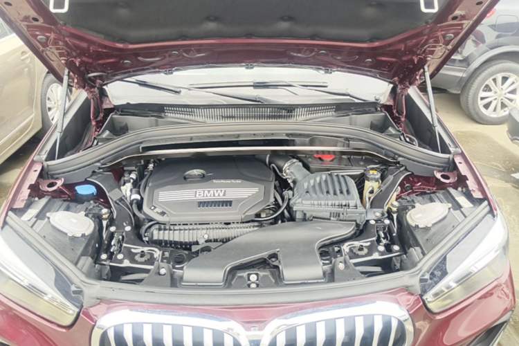 Used BMW X1 2020 xDrive25Li Luxury Edition Engine Bay