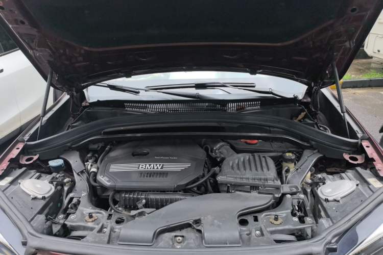 Used BMW X1 2020 sDrive20Li Fashion Model Engine Bay