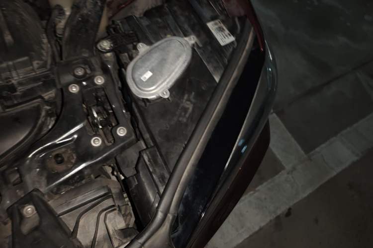 Used BMW X1 2020 sDrive25Li Leading Model Engine Bay Left
