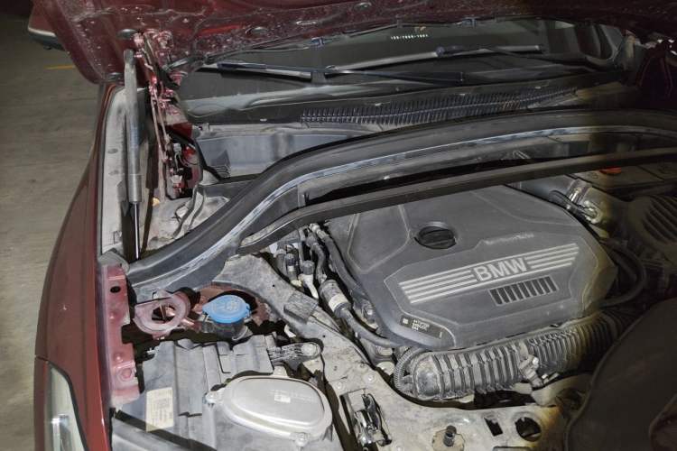 Used BMW X1 2020 sDrive25Li Leading Model Engine Bay Right