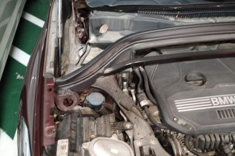 Used BMW X1 2020 sDrive20Li Premium Edition Engine Bay Right