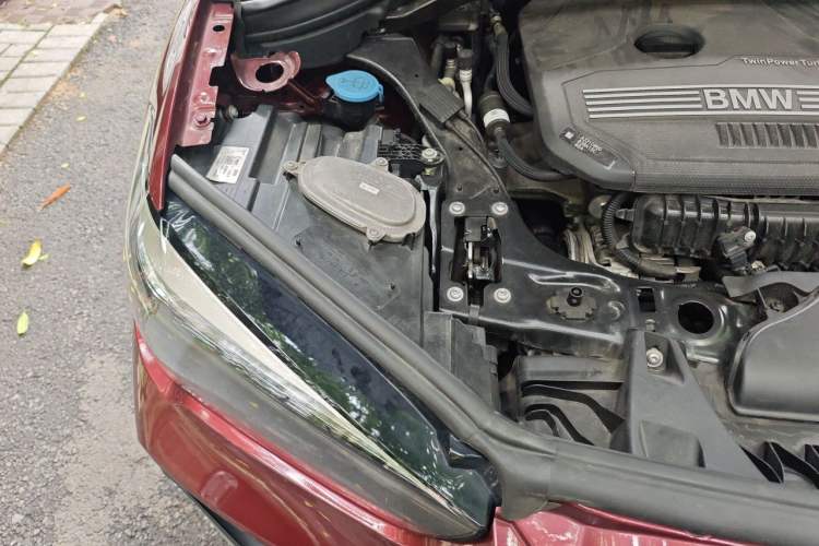 Used BMW X1 2020 sDrive20Li Premium Edition Engine Bay Right