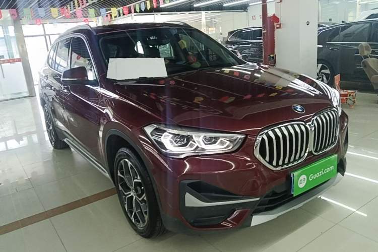 Used BMW X1 2020 sDrive20Li Premium Edition Front Right 45 Deg