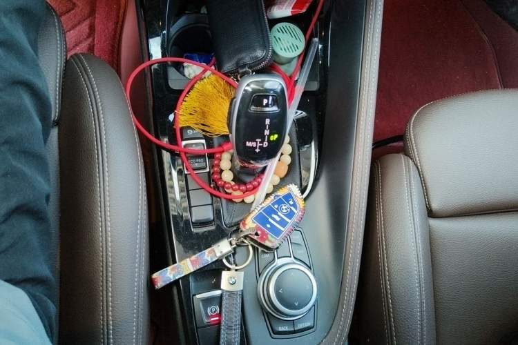 Used BMW X1 2020 sDrive20Li Premium Edition Gear Lever