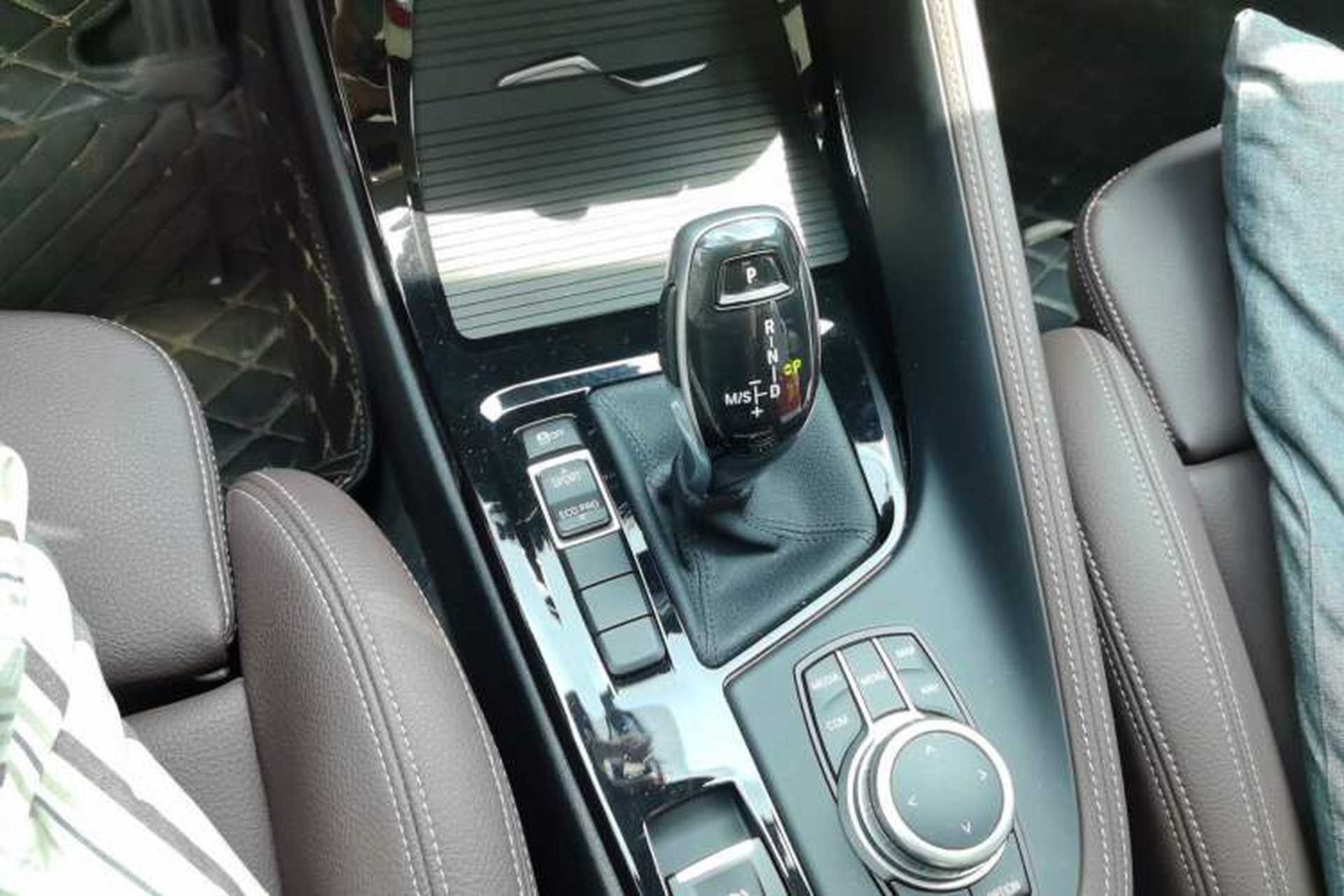 Used BMW X1 2020 sDrive20Li Premium Edition Gear Lever