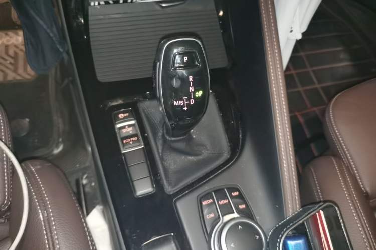 Used BMW X1 2020 sDrive20Li Premium Edition Gear Lever