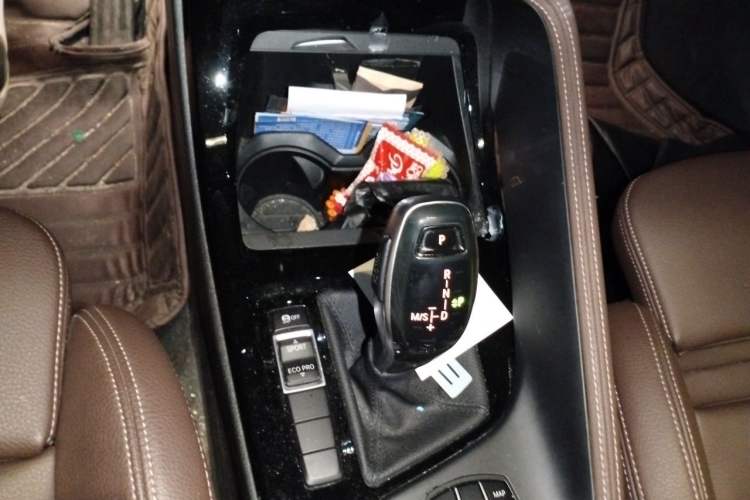 Used BMW X1 2020 sDrive20Li Premium Edition Gear Lever