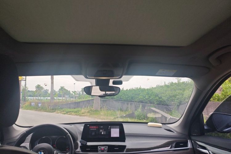 Used BMW X1 2020 xDrive25Li Luxury Edition Headliner