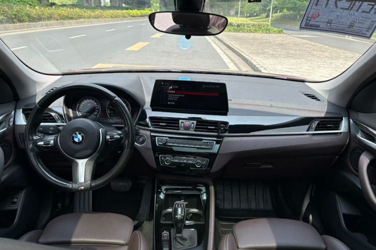 Used BMW X1 2020 sDrive20Li Premium Edition Interior 4