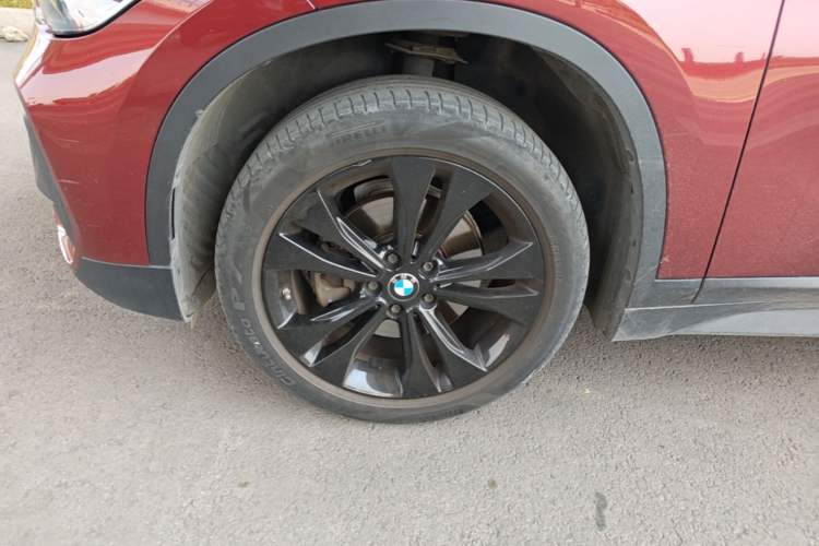 Used BMW X1 2020 sDrive20Li Fashion Model Left Front Wheel Hub