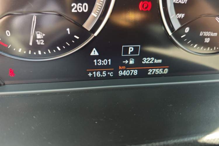 Used BMW X1 2020 sDrive20Li Fashion Model Odometer Close Up