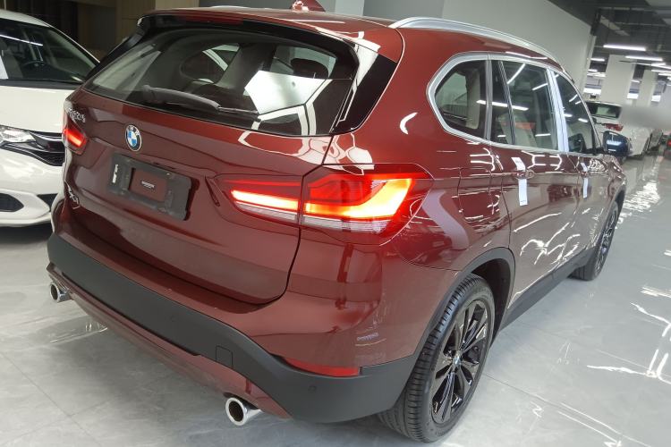 Used BMW X1 2020 sDrive20Li Fashion Model Rear Right 45 Deg