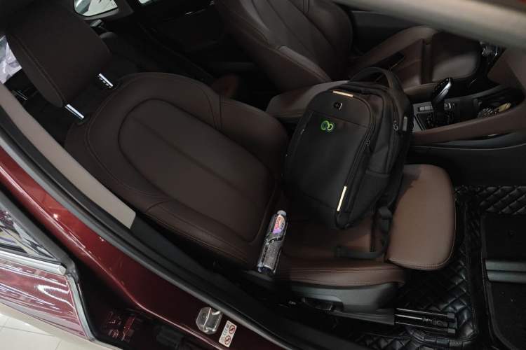 Used BMW X1 2020 sDrive25Li Leading Model Right Front Seat