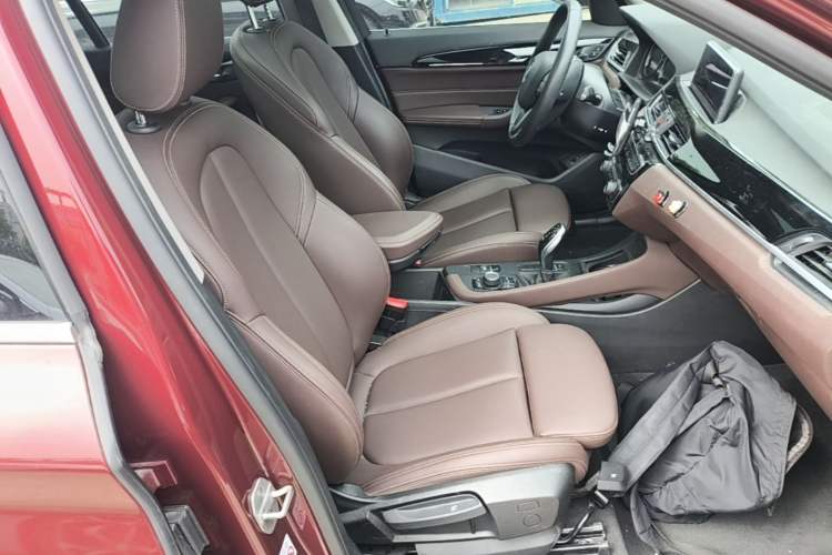 Used BMW X1 2020 sDrive20Li Fashion Model Right Front Seat