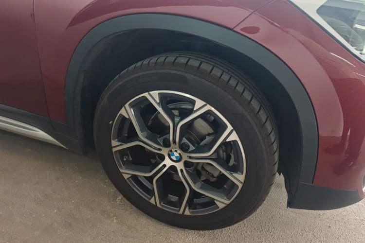 Used BMW X1 2020 sDrive20Li Premium Edition Right Front Wheel Hub