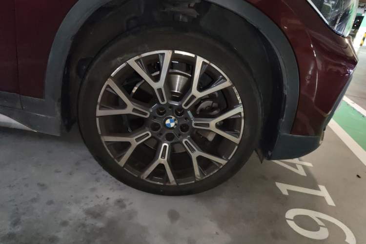 Used BMW X1 2020 xDrive25Li Luxury Edition Right Front Wheel Hub