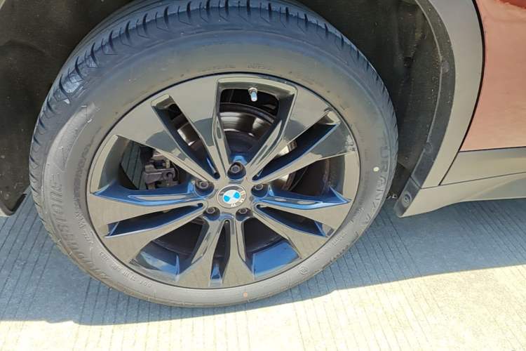 Used BMW X1 2020 sDrive20Li Fashion Model Right Rear Wheel Hub