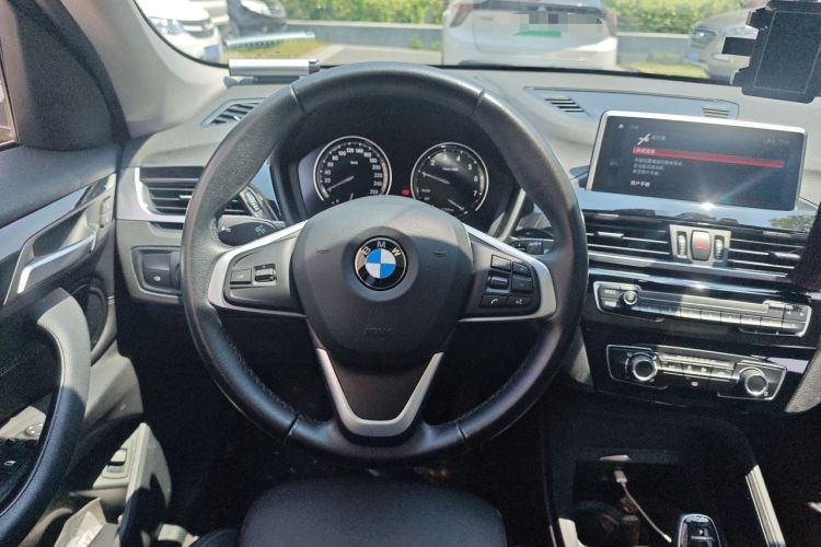 Used BMW X1 2020 sDrive20Li Fashion Model Steering Wheel