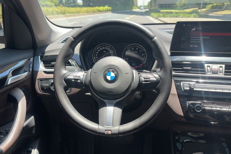 Used BMW X1 2020 sDrive20Li Premium Edition Steering Wheel