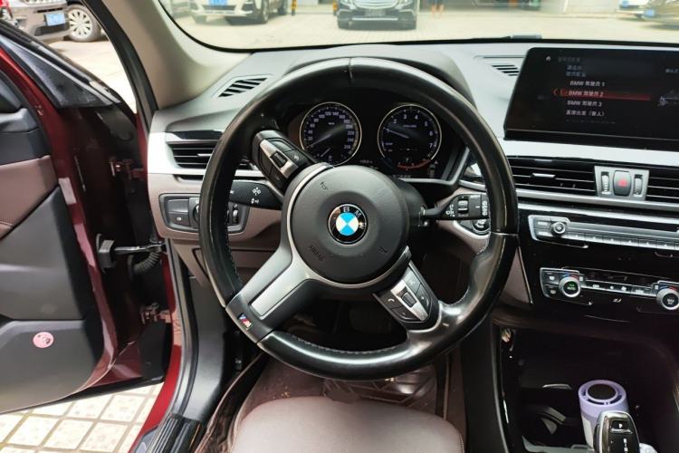 Used BMW X1 2020 sDrive20Li Premium Edition Steering Wheel