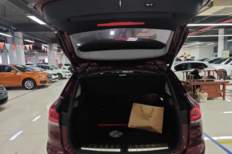 Used BMW X1 2020 sDrive25Li Leading Model Trunk