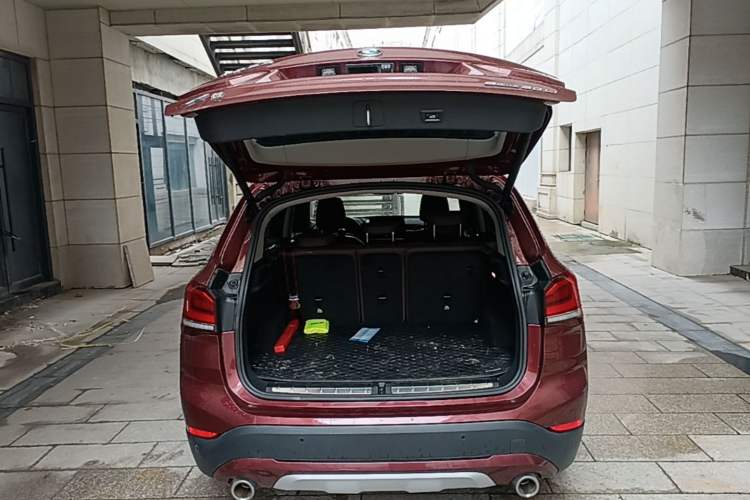 Used BMW X1 2020 sDrive20Li Premium Edition Trunk