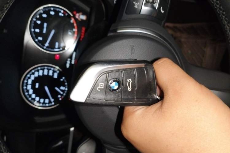 Used BMW X1 2020 sDrive20Li Premium Edition Vehicle Key