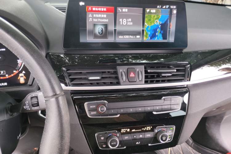 Used BMW X1 2020 sDrive25Li Leading Model Audio And AC Panel