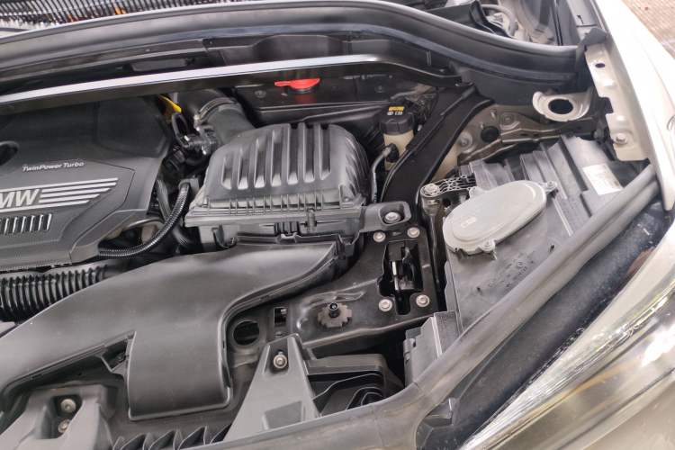 Used BMW X1 2020 sDrive25Li Leading Model Engine Bay Left