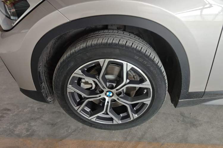 Used BMW X1 2020 sDrive25Li Leading Model Exterior 4
