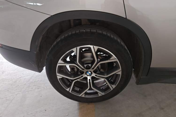 Used BMW X1 2020 sDrive25Li Leading Model Exterior 5